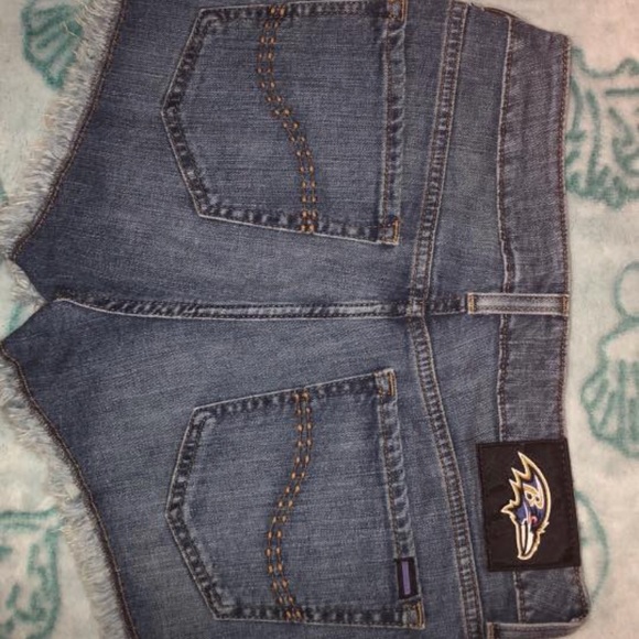 Baltimore Ravens Shorts - Picture 6 of 6